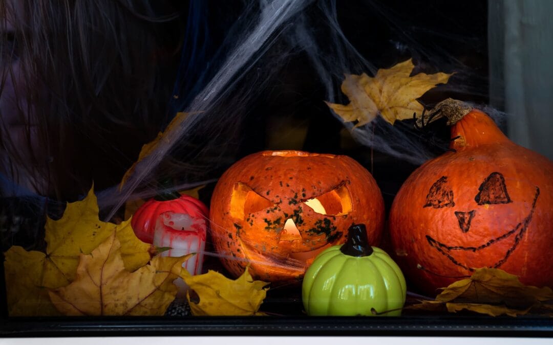 Can Your HOA Regulate Your Holiday Decor?